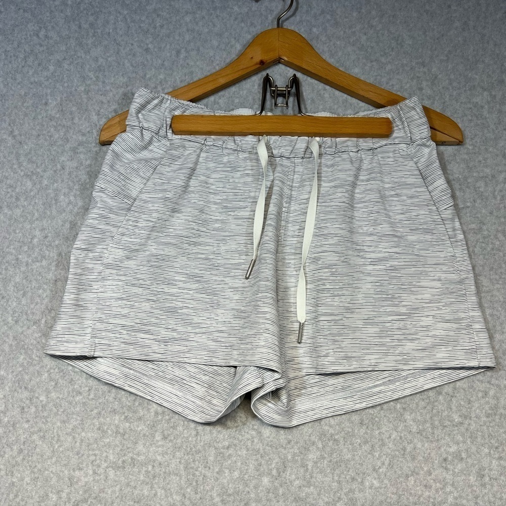 Lululemon Shirts Womens 4  Chino